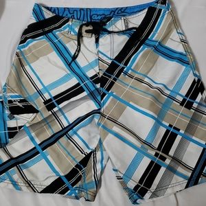 Maui & Sons Board Shorts Size 32